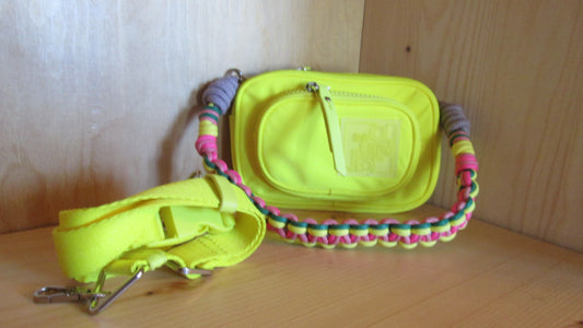 sac banane Desigual modèle 71V5224