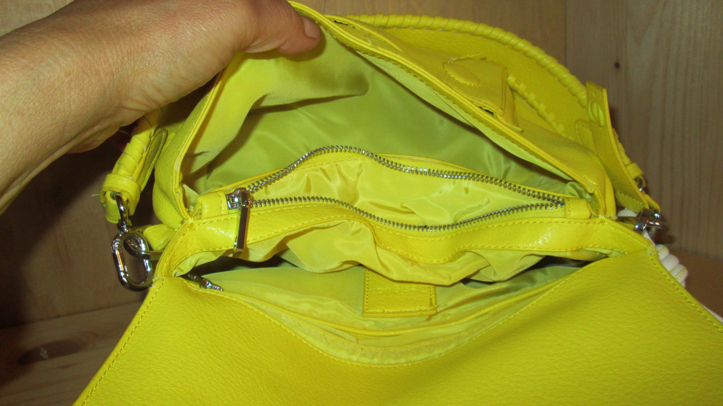Sac DESIGUAL modèle half logo venecia 25V11024