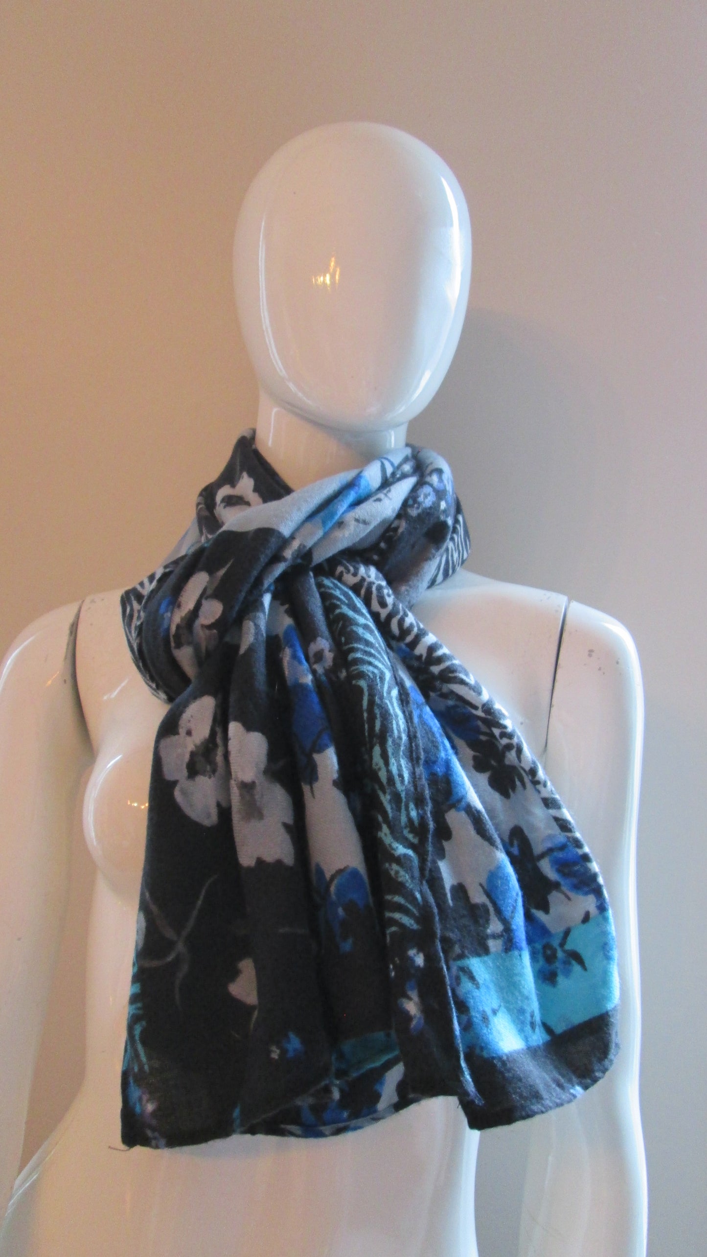 Foulard Desigual modèle 23V11125