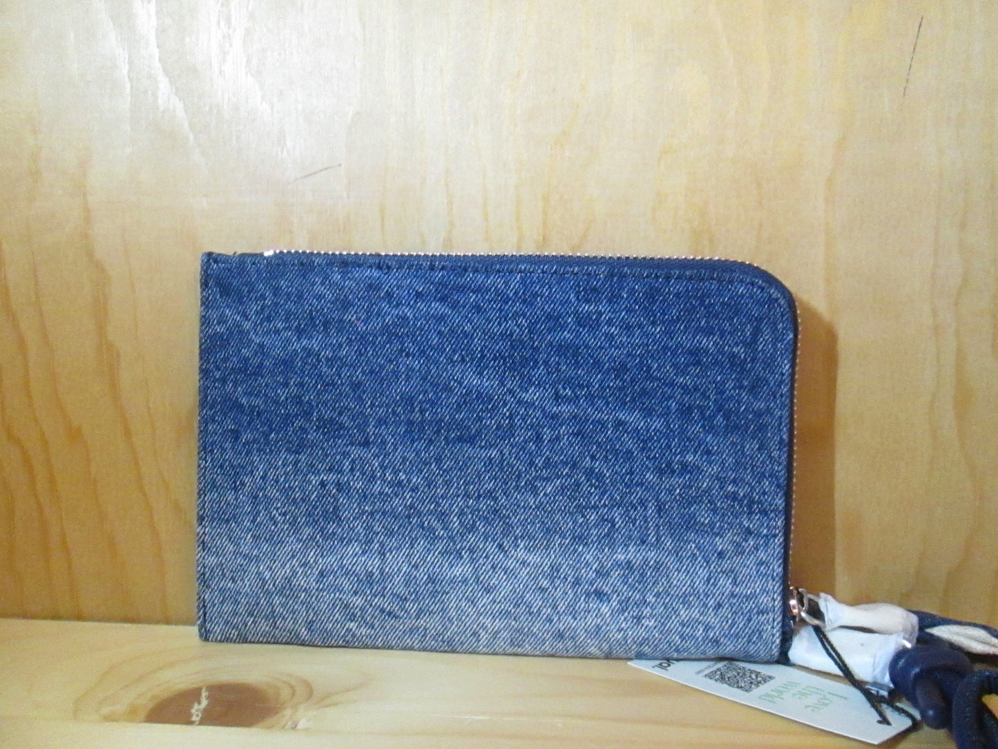 Porte-monnaie /pochette / Portefeuille / Porte téléphone modèle 45V1125