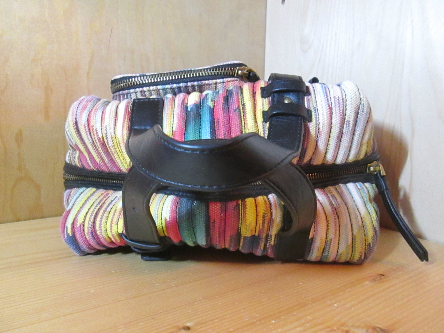 SAC DESIGUAL MODÈLE MULTIPOCKET 7V1923