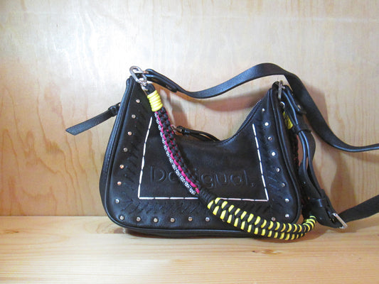 Sac desigual modèle convertible à clous petit 87v1125