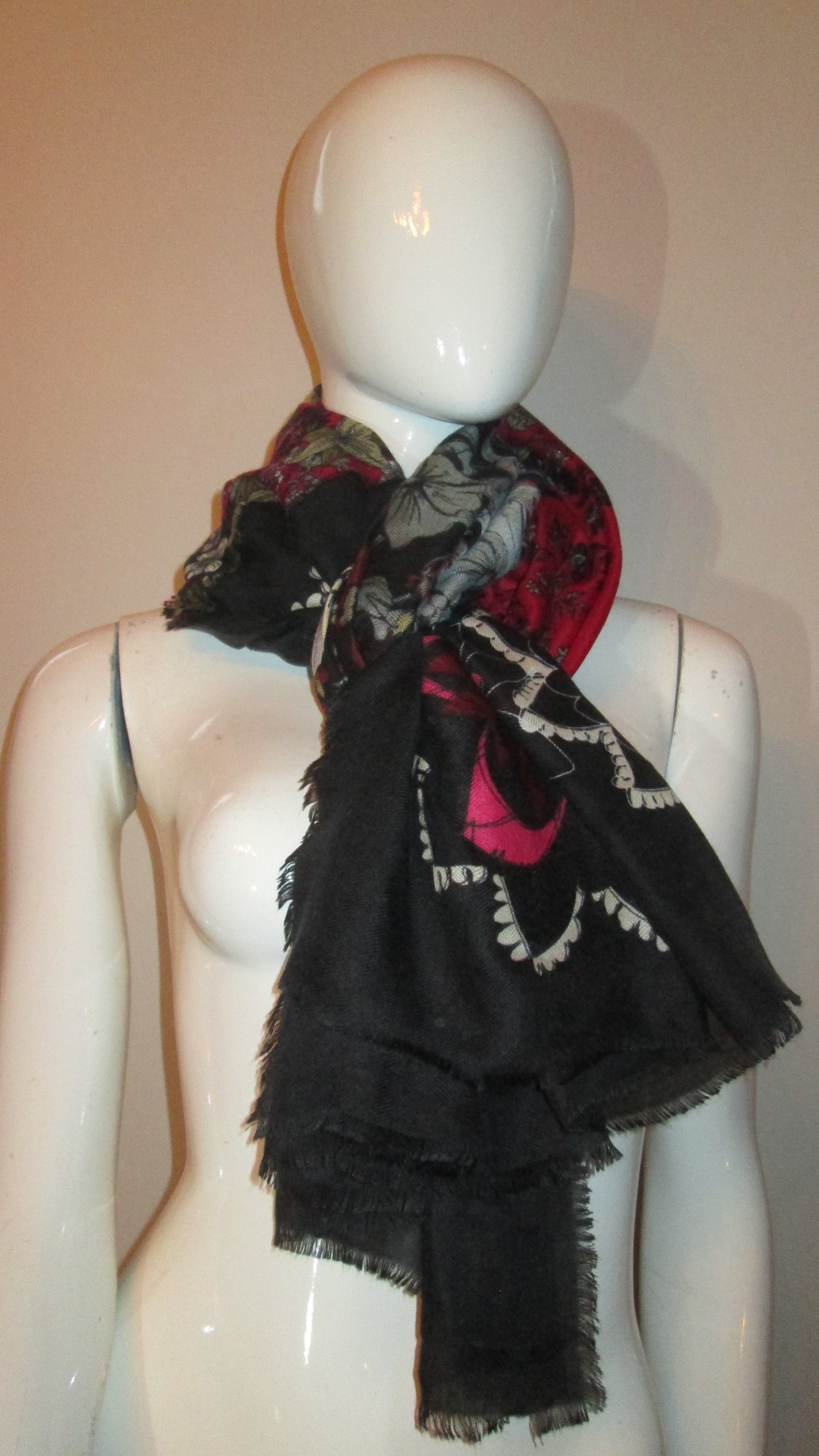 foulard DESIGUAL modèle 4V1225