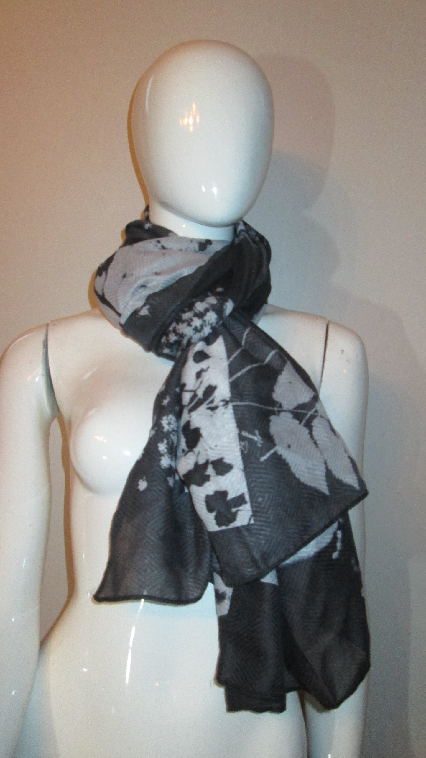 Foulard Desigual modèle 7V1225