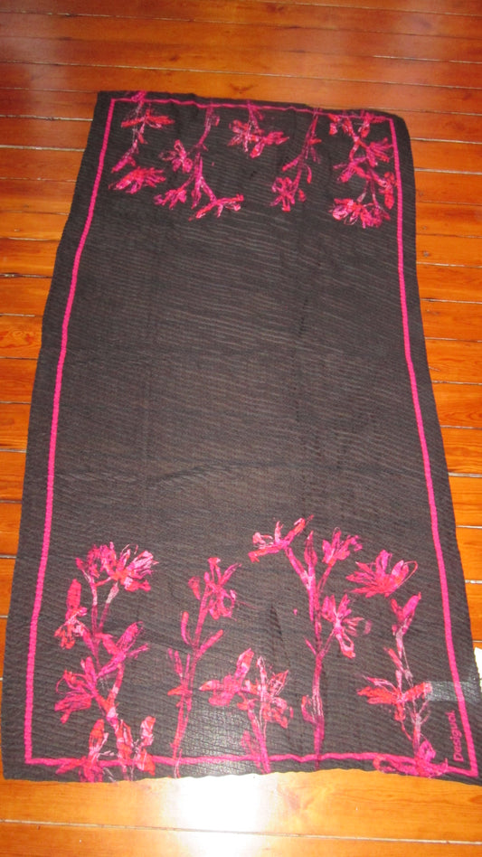 foulard DESIGUAL modèle 26V1325