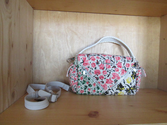 Sac DESIGUAL modèle toile à fleurs 82V1325