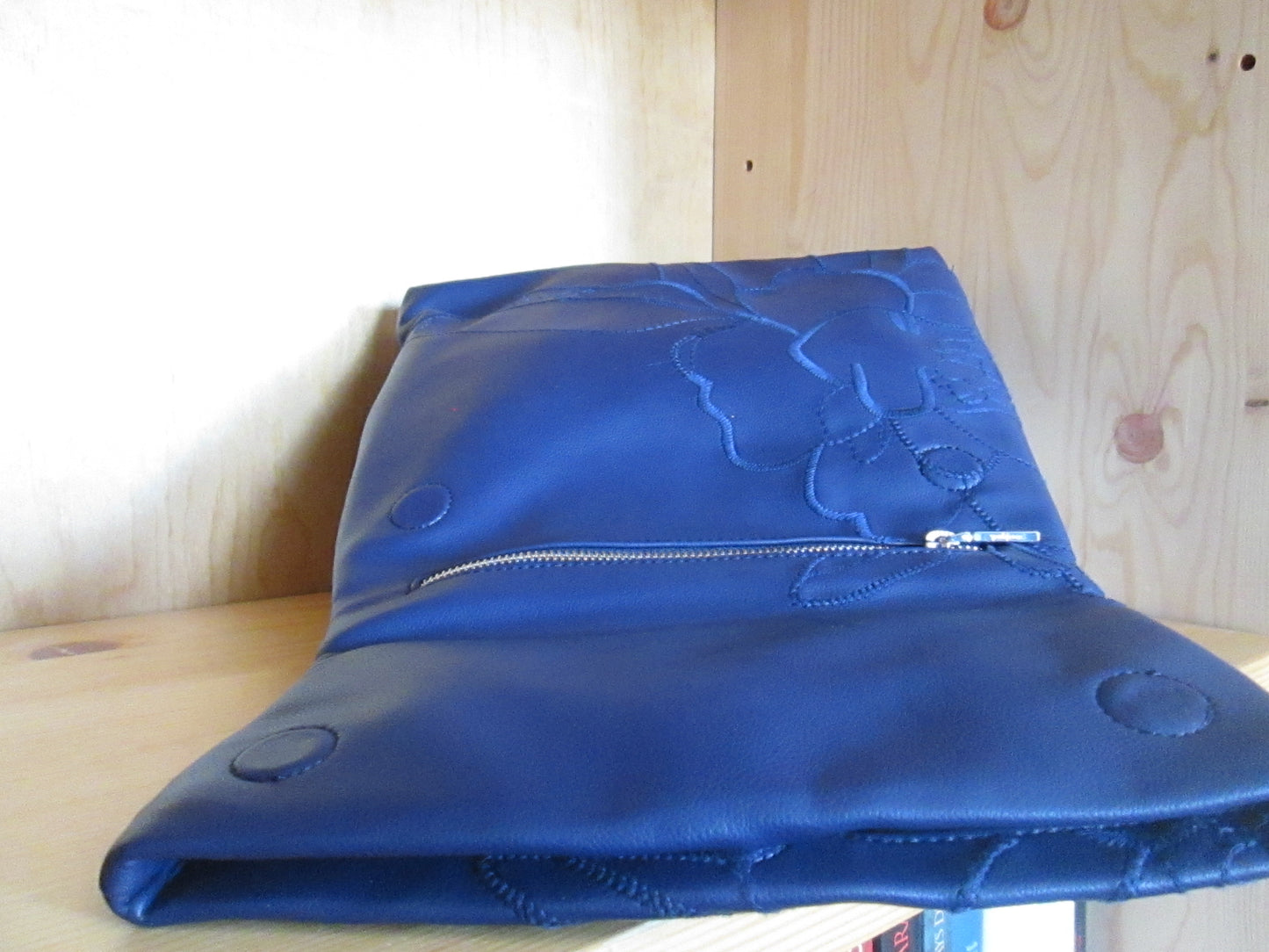 Sac / Sac à dos DESIGUAL modèle à fleurs 30V1625