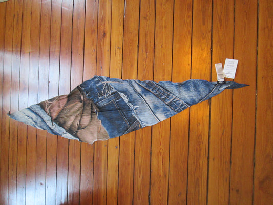 Foulard Desigual modèle 37V1625