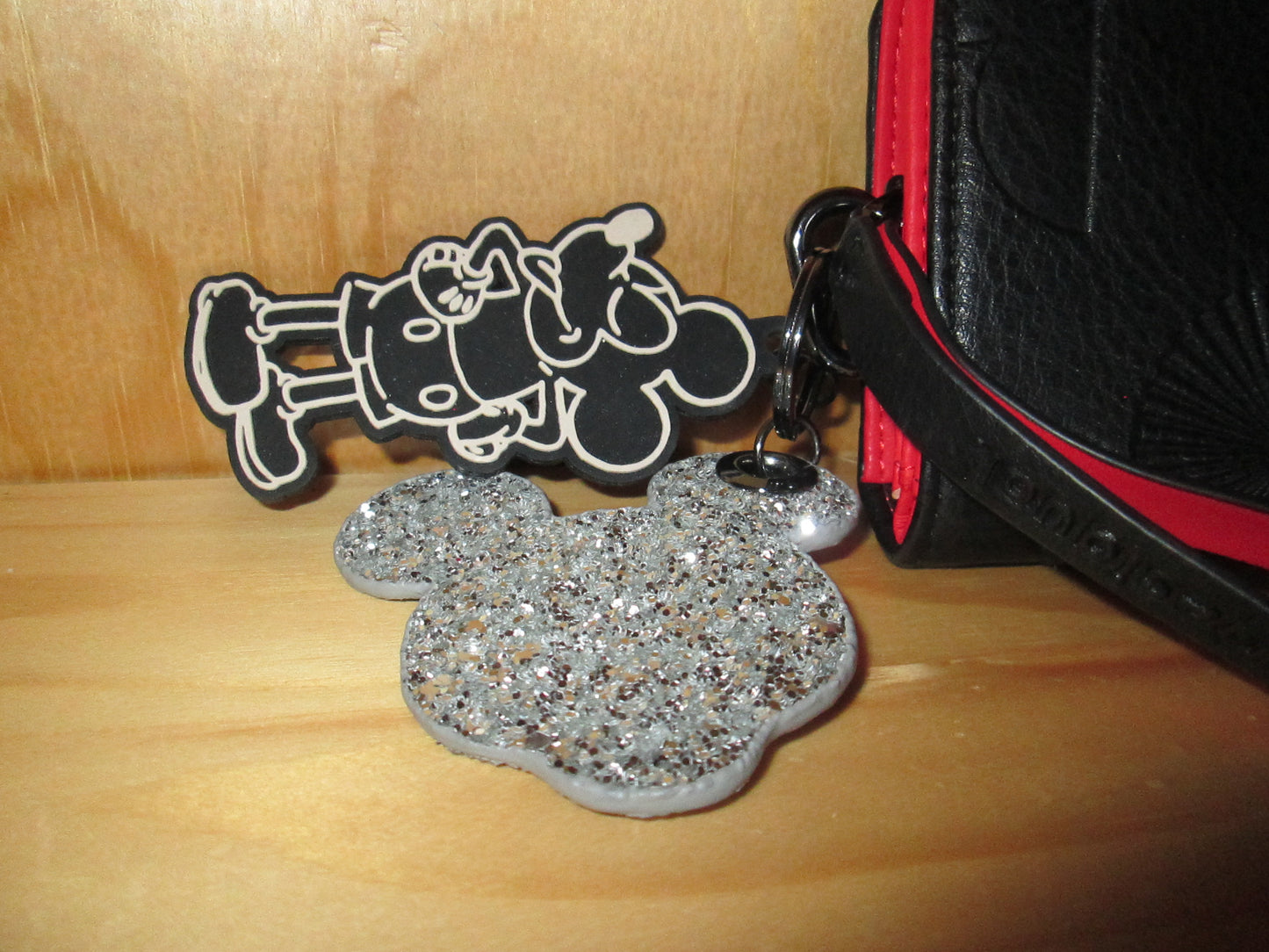 Portefeuille DESIGUAL modèle Mickey 57V1625