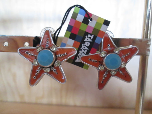 Boucles d’Oreilles TARATATA modèle « étoile «