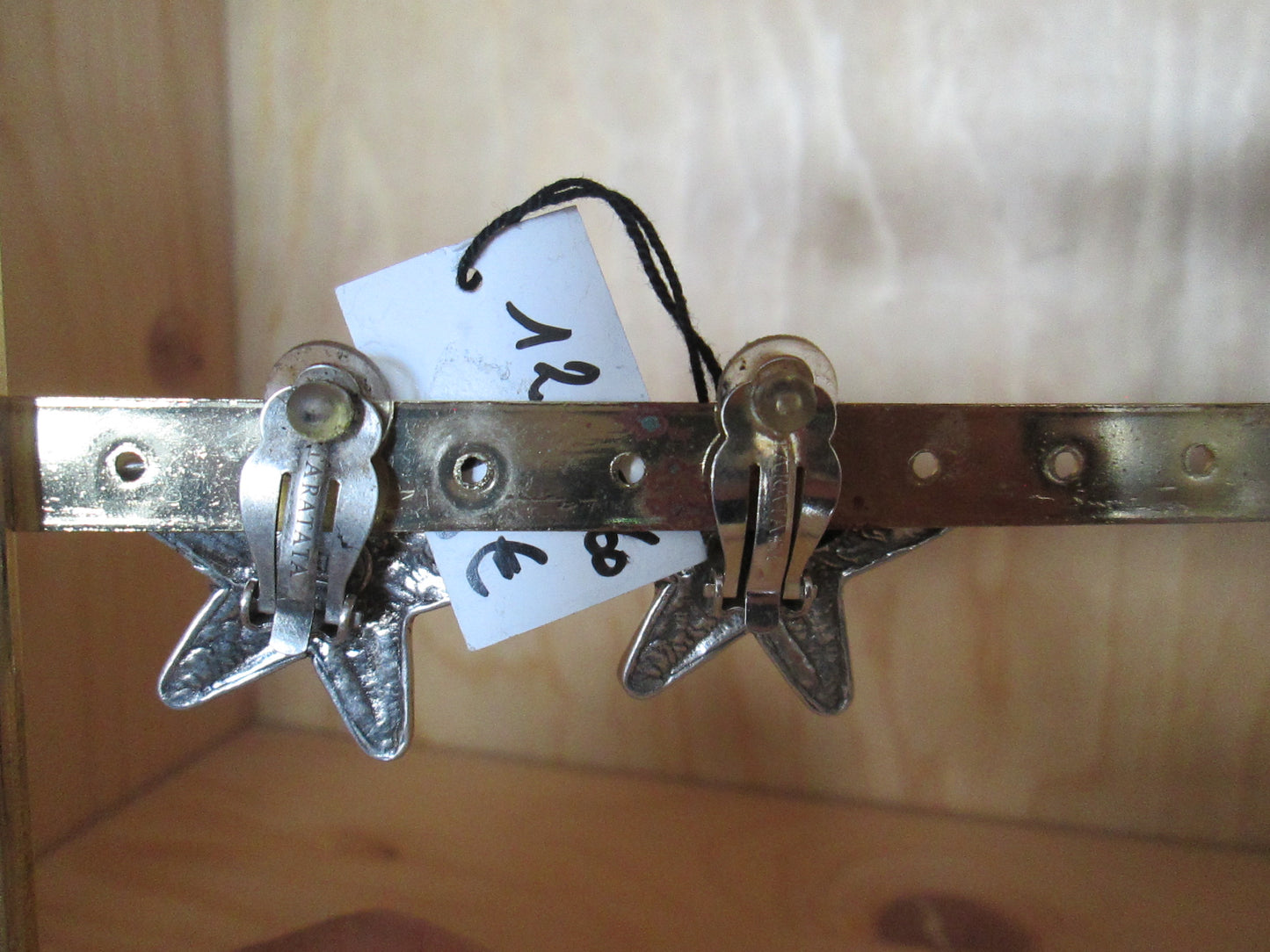 Boucles d’Oreilles TARATATA modèle « étoile «