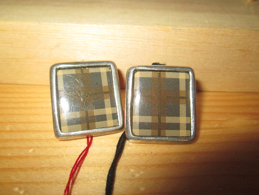 Boucles d’Oreilles taratata modèle « carrées »