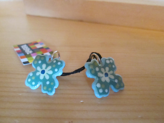 Boucles d’Oreilles taratata modèle « fleurs bleues »