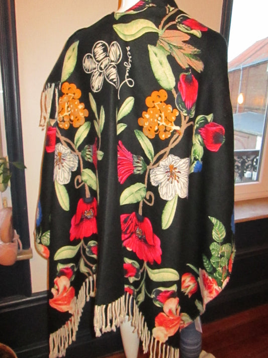 PONCHO Desigual modèle N° 4