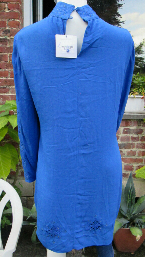 Robe DESIGUAL modèle VIENA 14EN14721