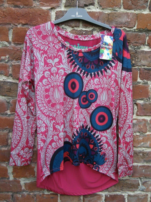 Tee shirt DESIGUAL modele CHELSEA CILIES JLB171219