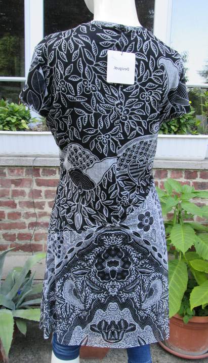 ROBE DESIGUAL modèle paris 31EN14721