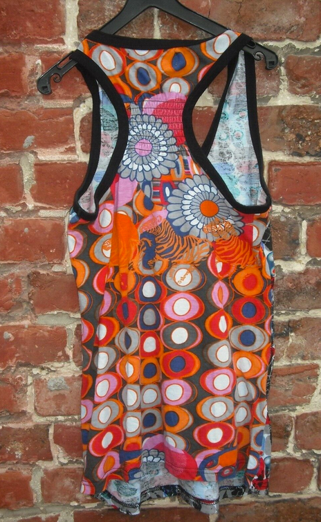 TEE SHIRT DESIGUAL modèle R121019