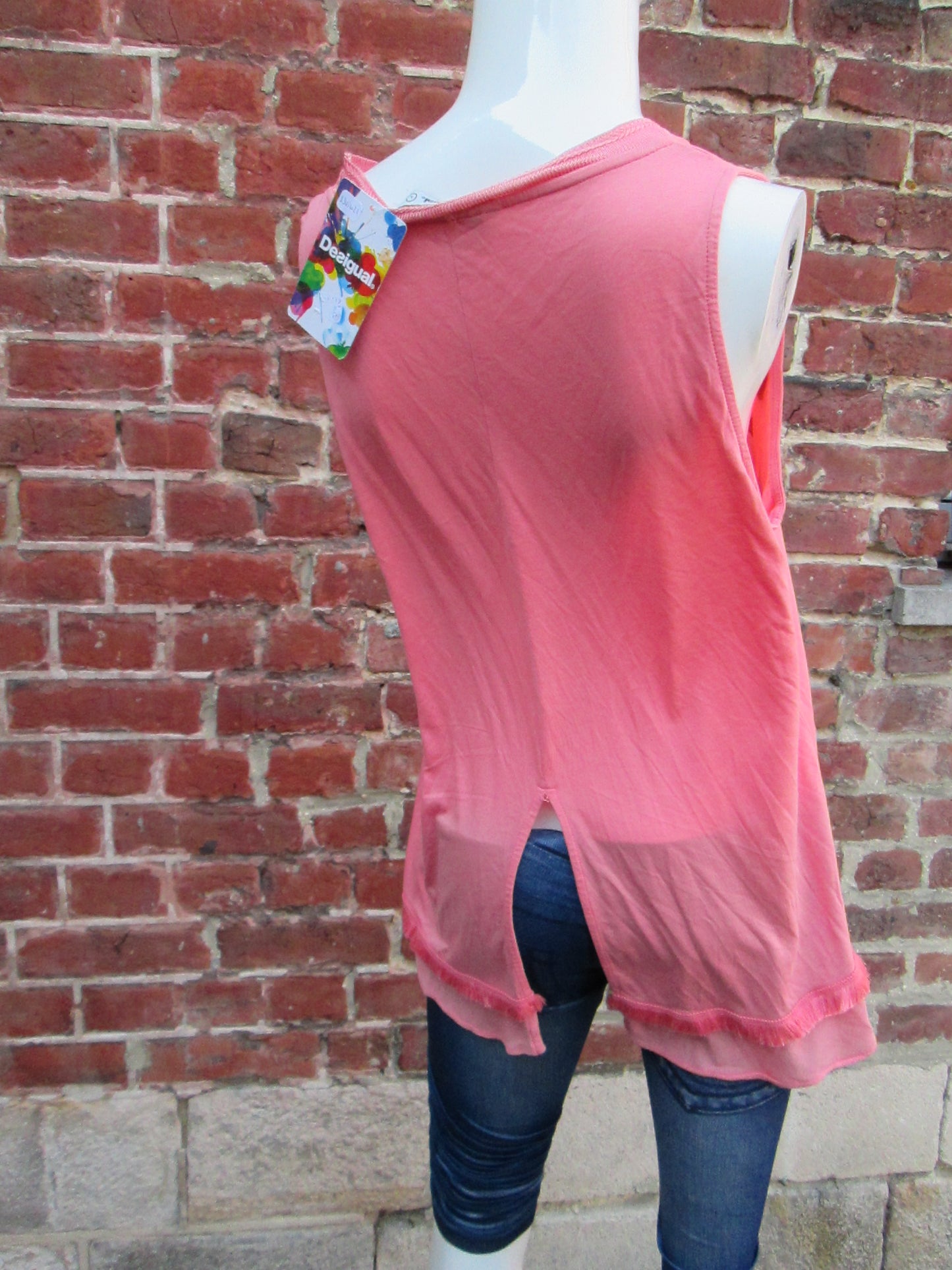 Tee shirt modèle 33V11021