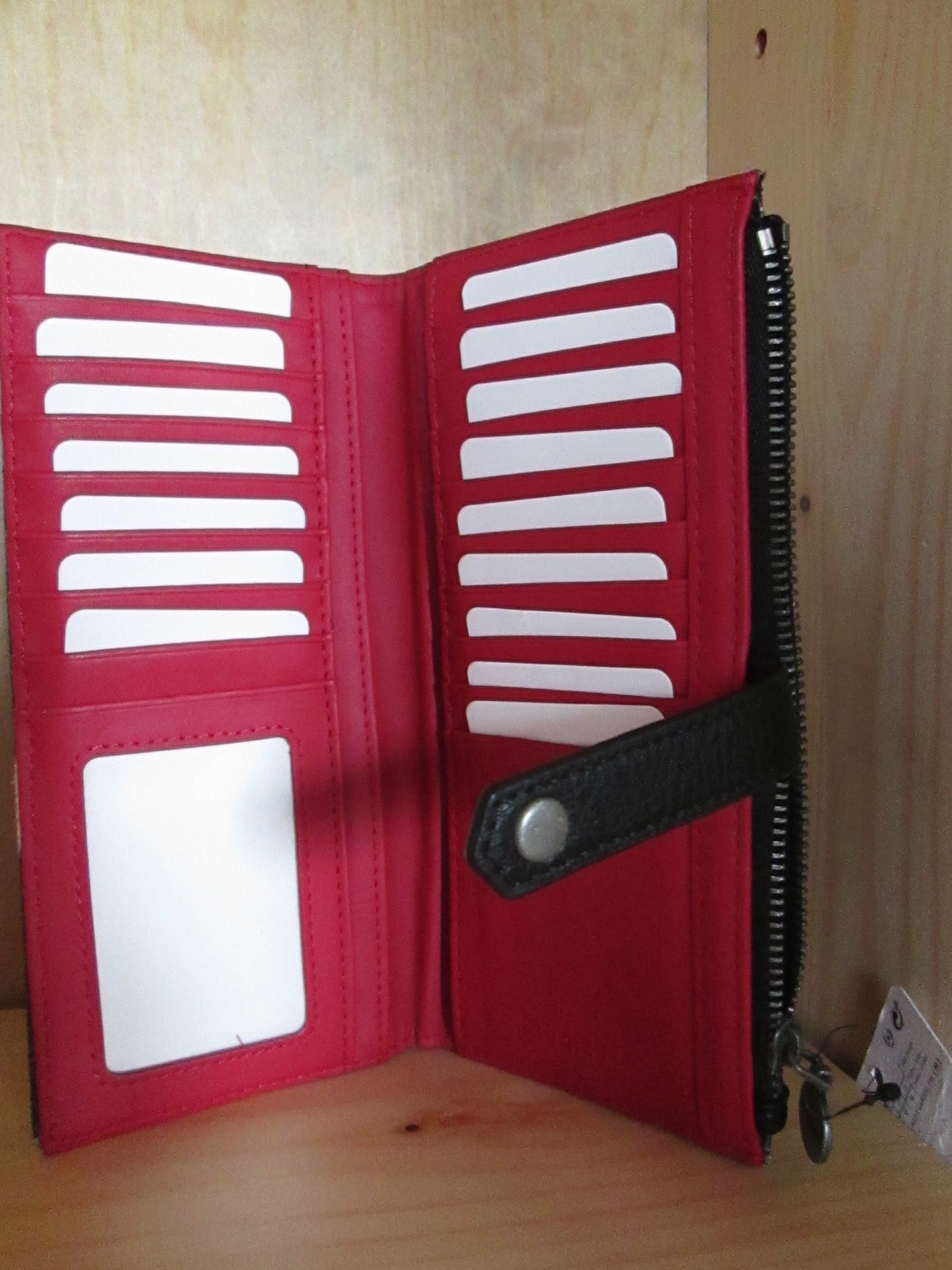 Portefeuille DESIGUAL modèle Night garden pia 18V14222