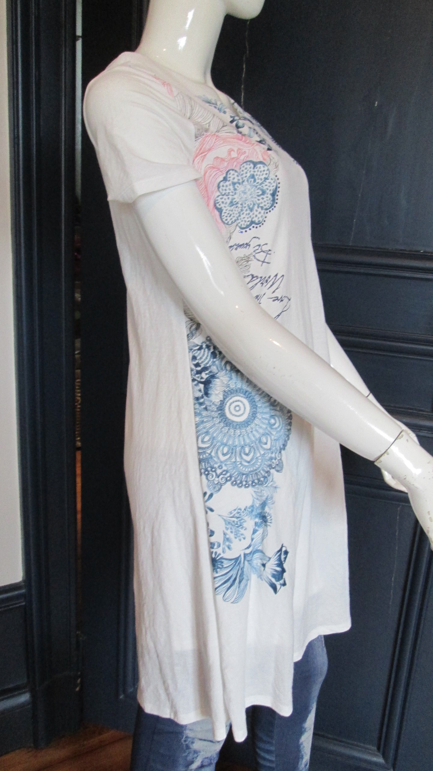 Robe desigual modèle Vilo 100V1922