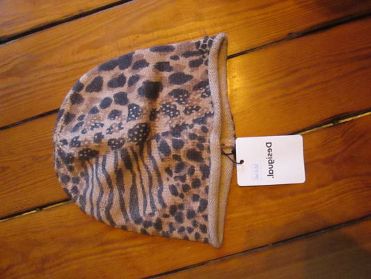 Bonnet DESIGUAL modèle animal Patch Gorro  30V1123