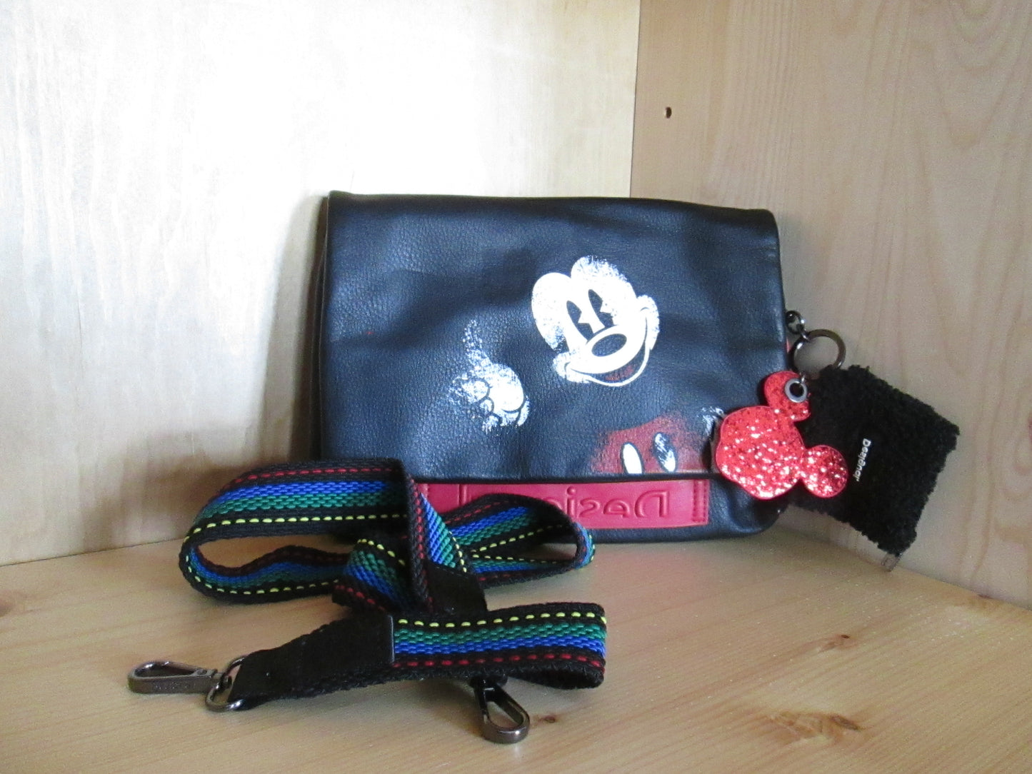 Sac DESIGUAL modèle Mickey  30V11024