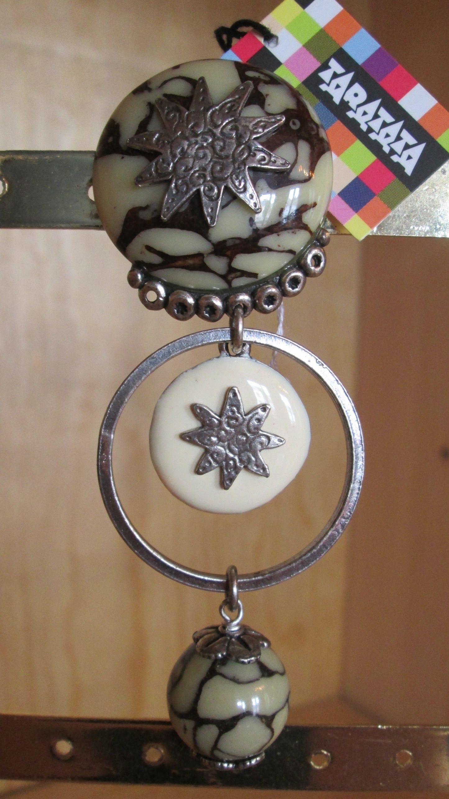 Boucles d’oreilles Taratata modèle « longues boules marbrées N° 57 »