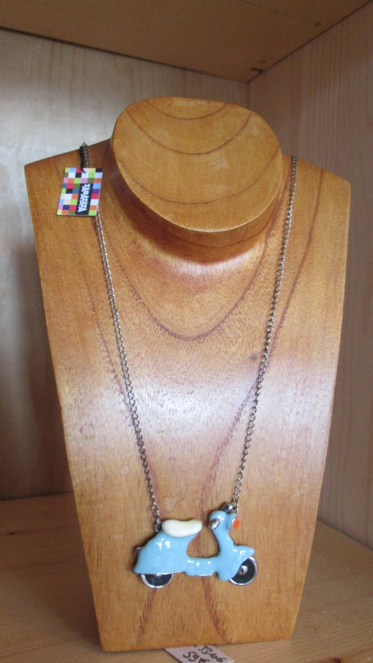 Collier Taratata modèle » SCOOTER N°86»