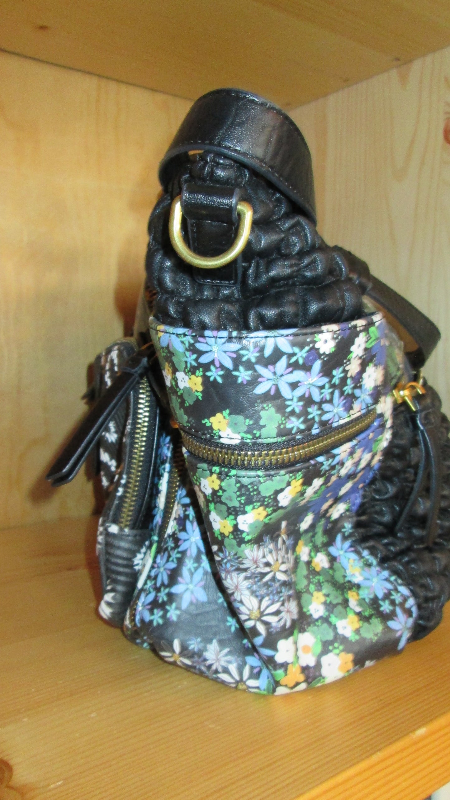 Sac à main femme Desigual  modèle Altura Libia Multipo 37V11024