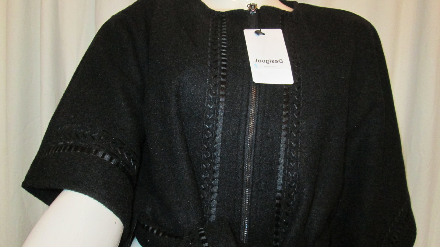 Poncho DESIGUAL modèle Aladin  2V27224