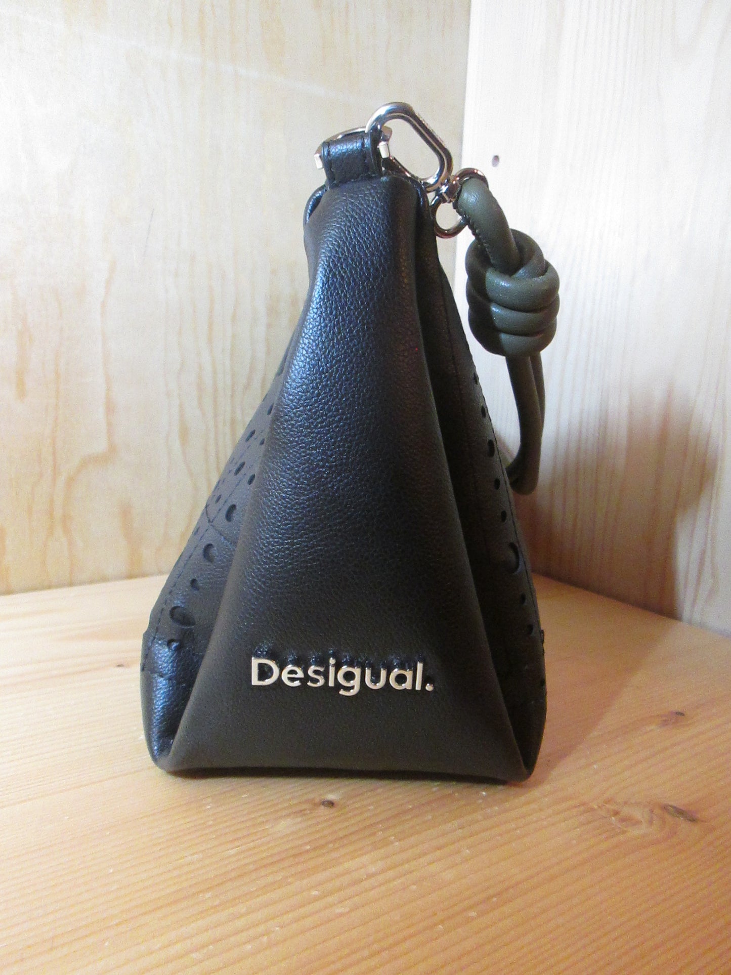 Sac DESIGUAL modèle 61V1625