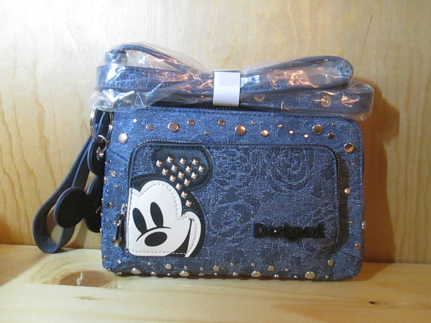 Sac DESIGUAL modèle mickey 89V151124