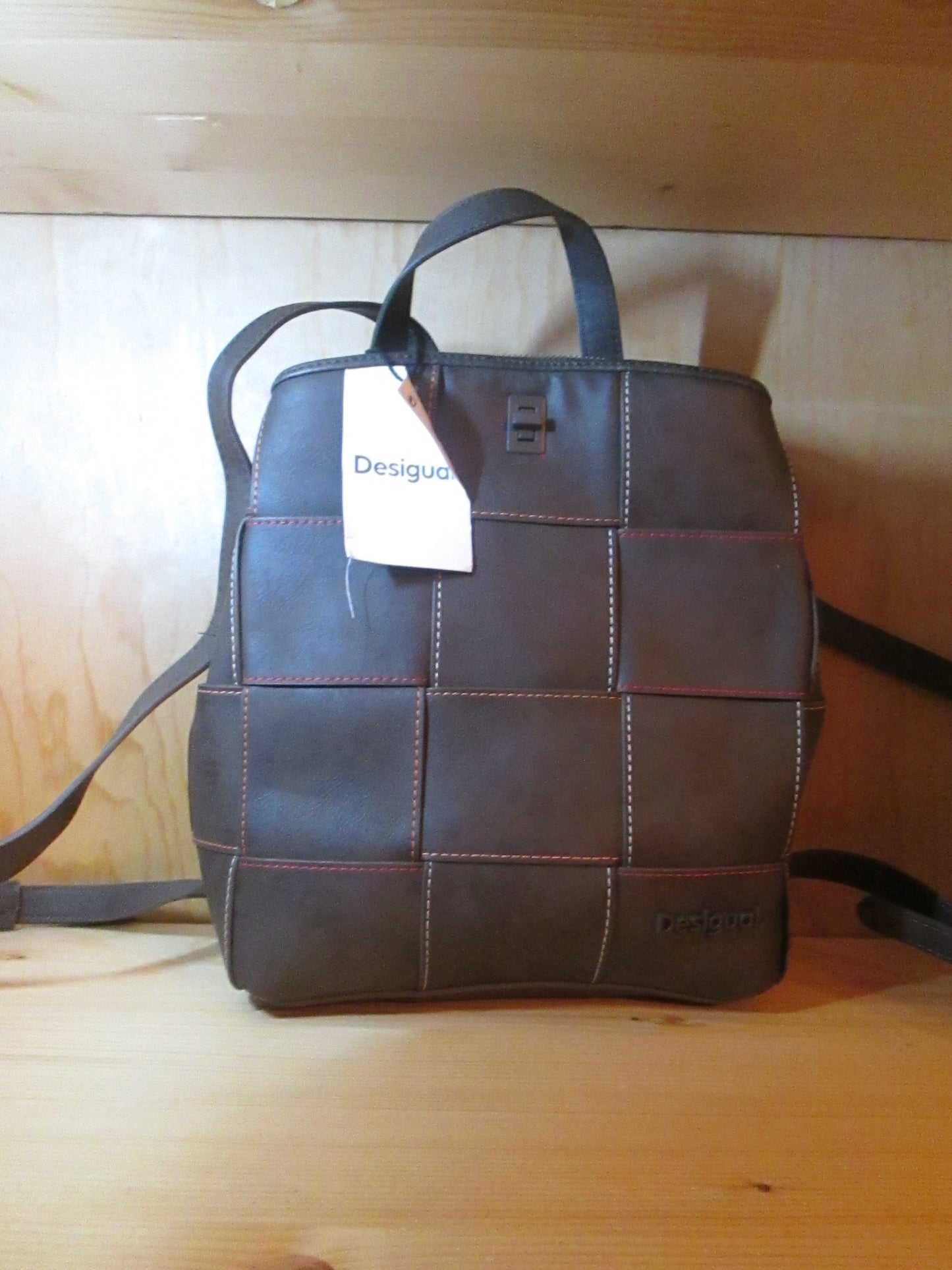 Sac / Sac àn dos DESIGUAL modèle reprise yoko choco sumy mini 21V1325