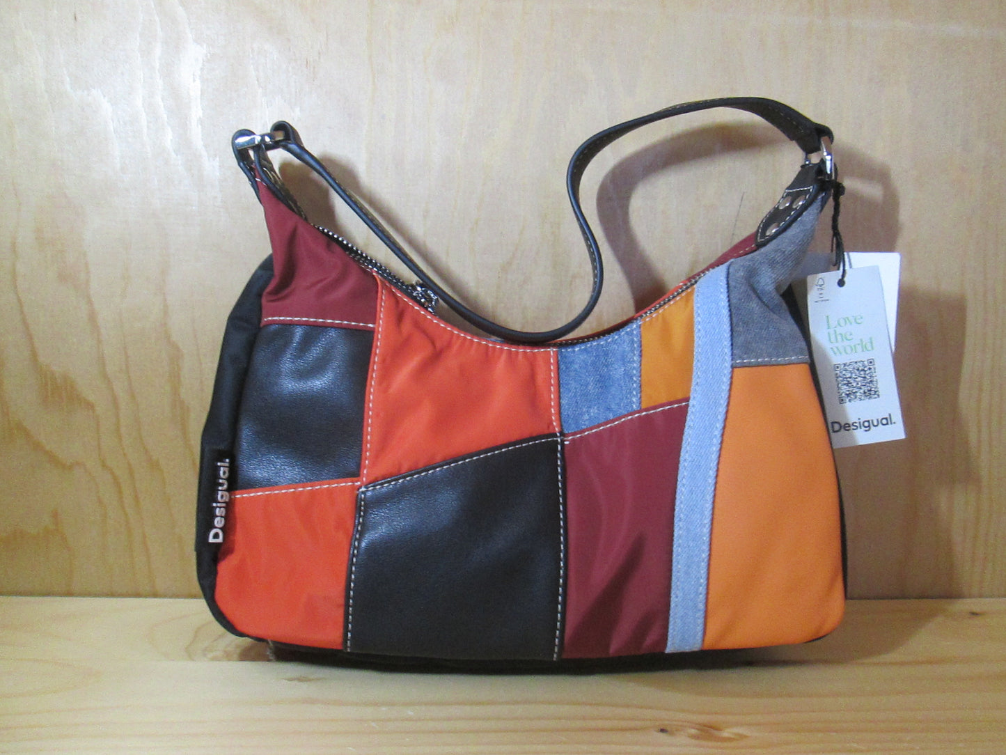 Sac DESIGUAL modèle patchwork à textures 20V1125