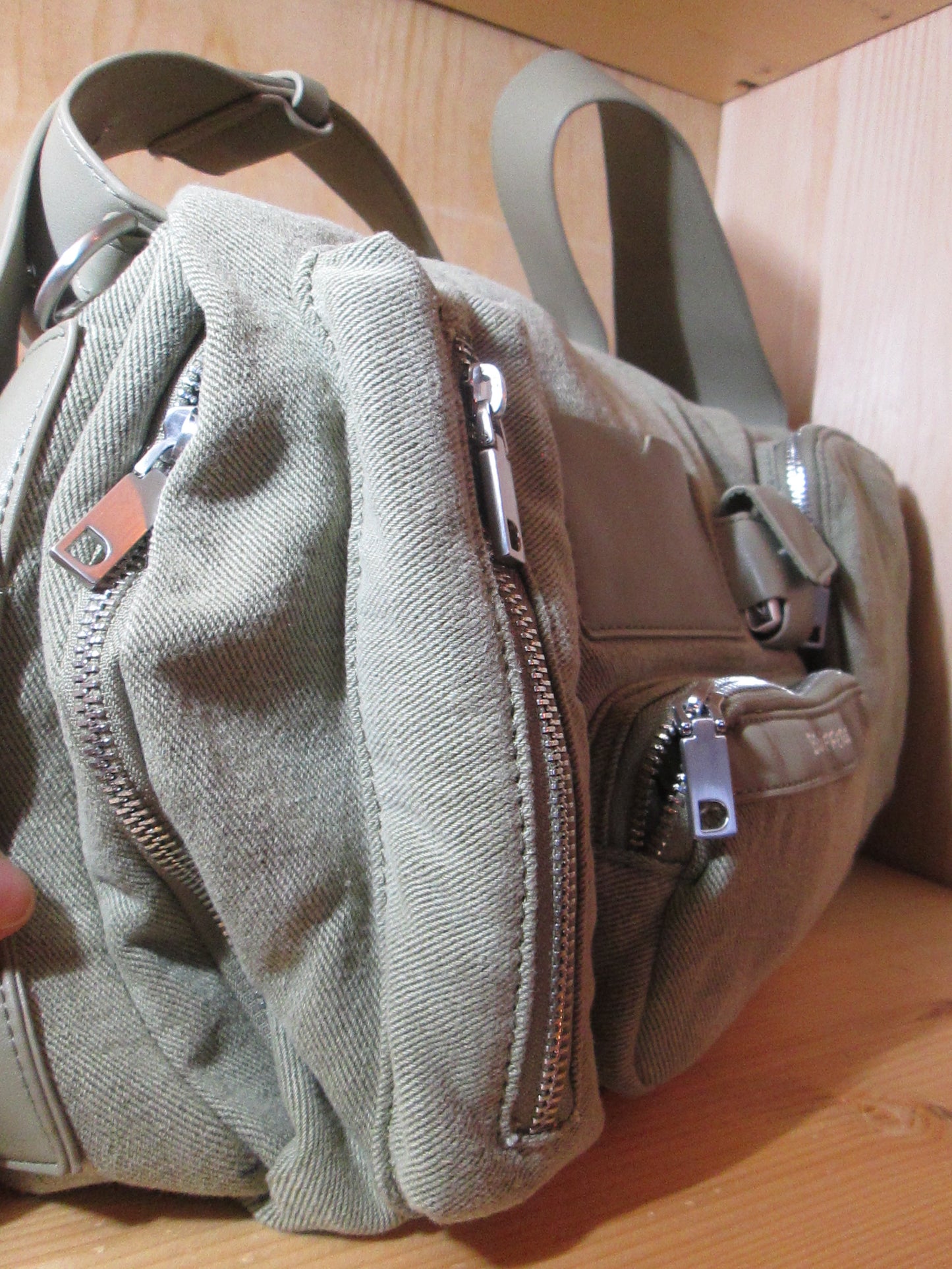 Sac DESIGUAL modèle L multipoches 68V1125