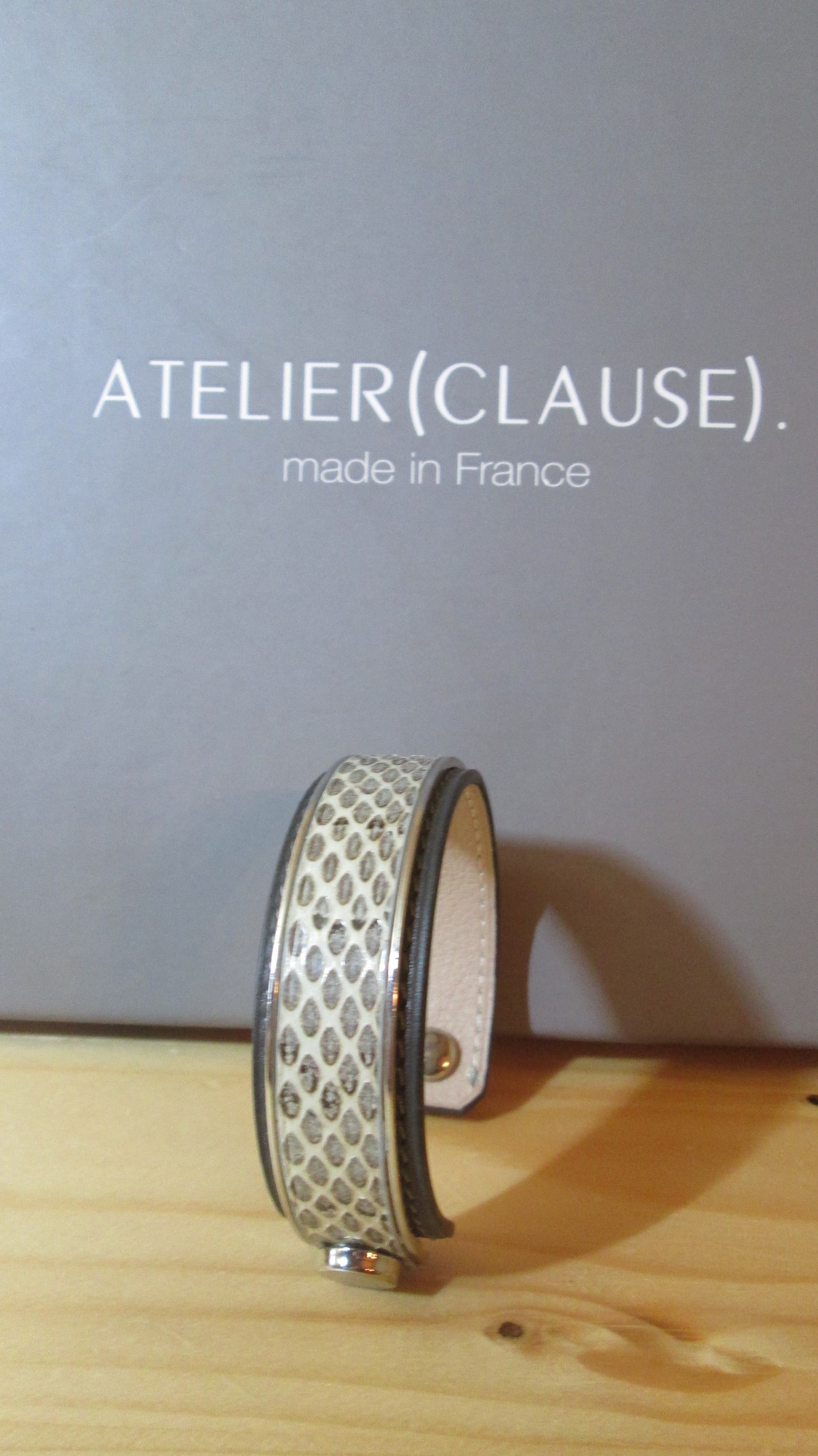 Bracelet des ateliers Clause en cuir de veau taille s