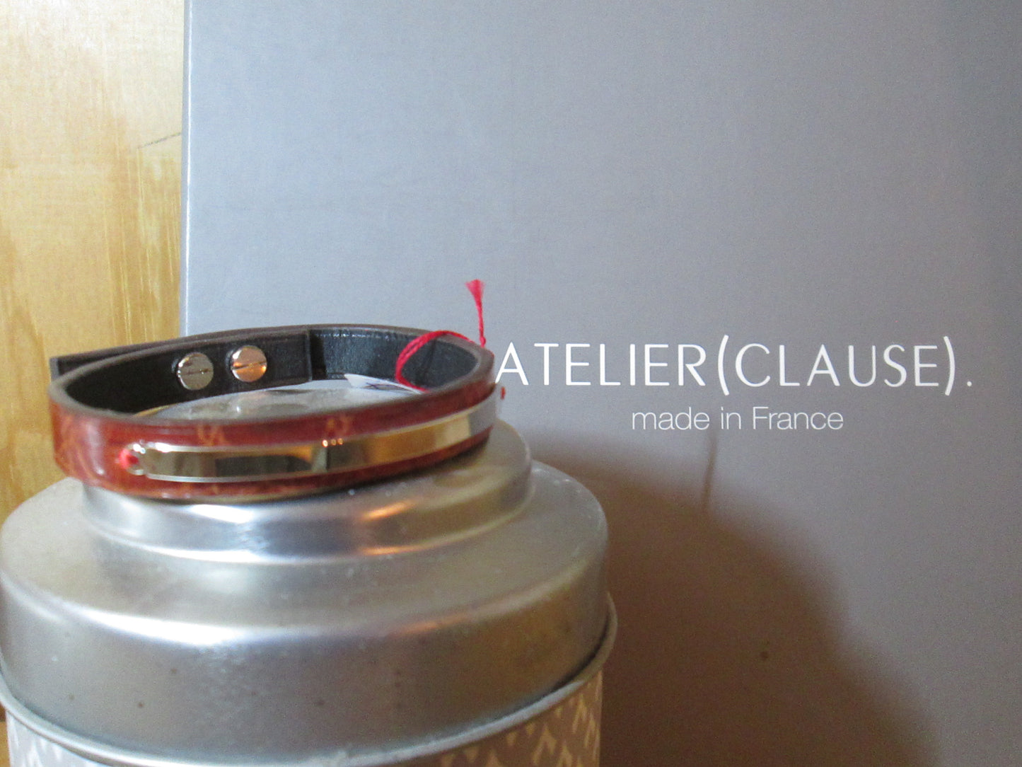 Bracelet des ateliers clause en cuir marron