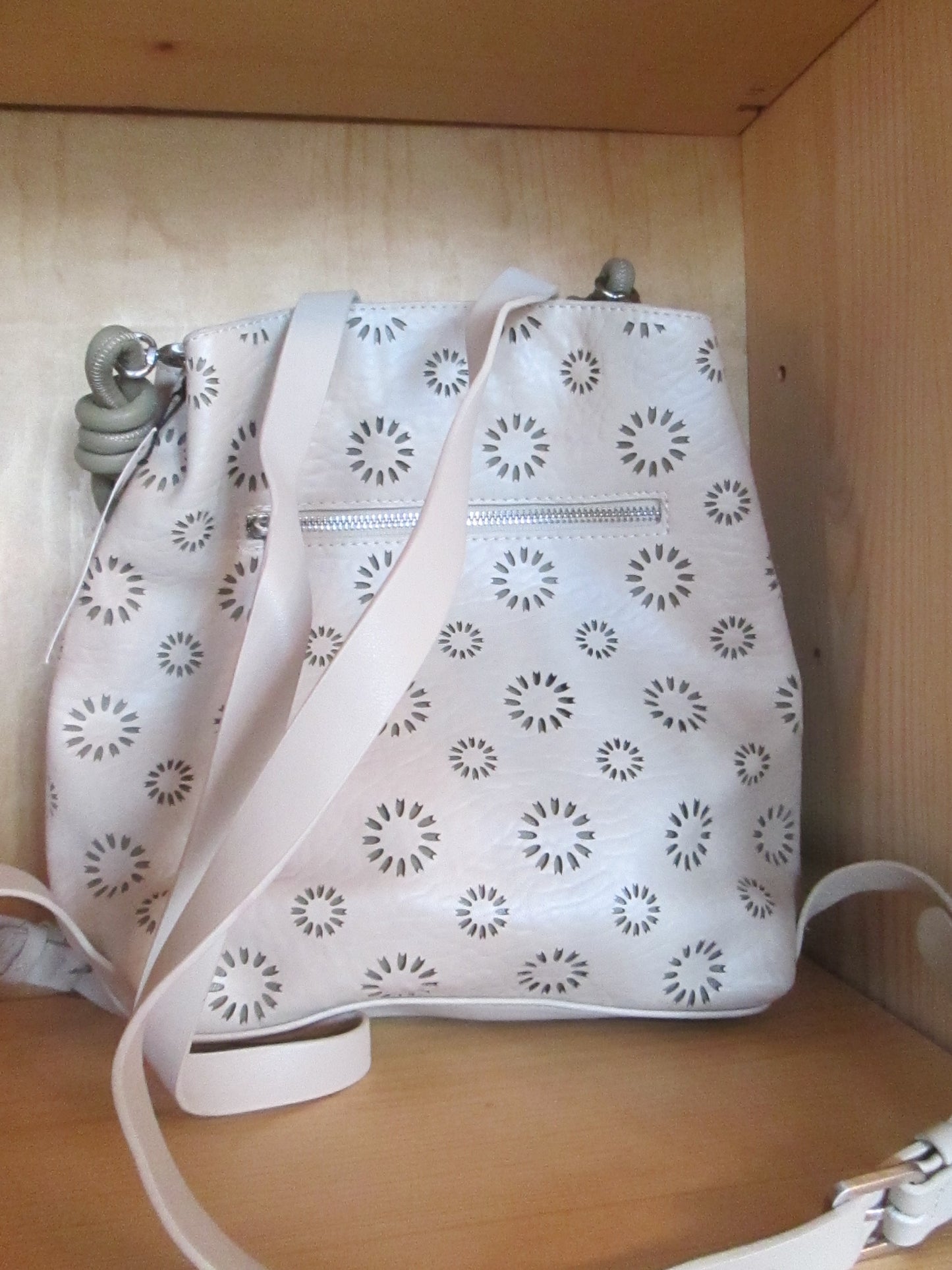 Sac/ sac à dos DESIGUAL modèle 46V1325