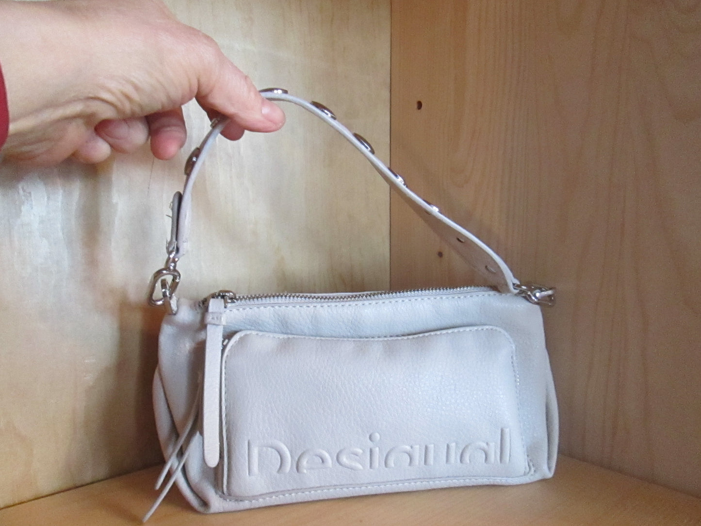 Sac DESIGUAL modèle hall logo urus 49V1325