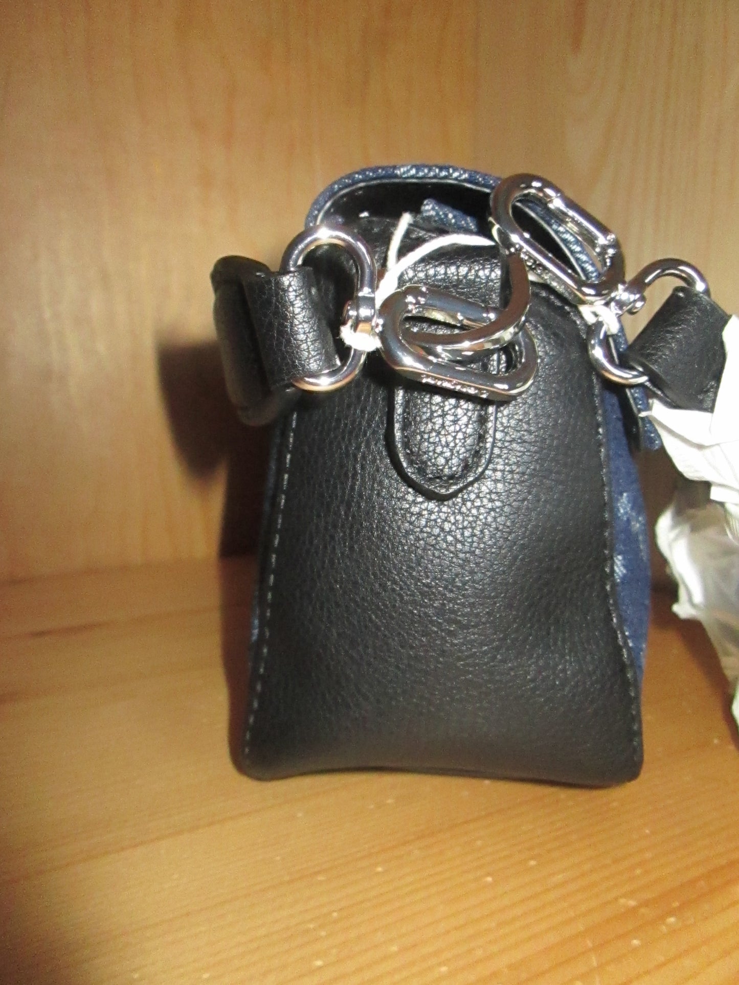 Sac desigual modèle arçon Phuket micro long 63V1325