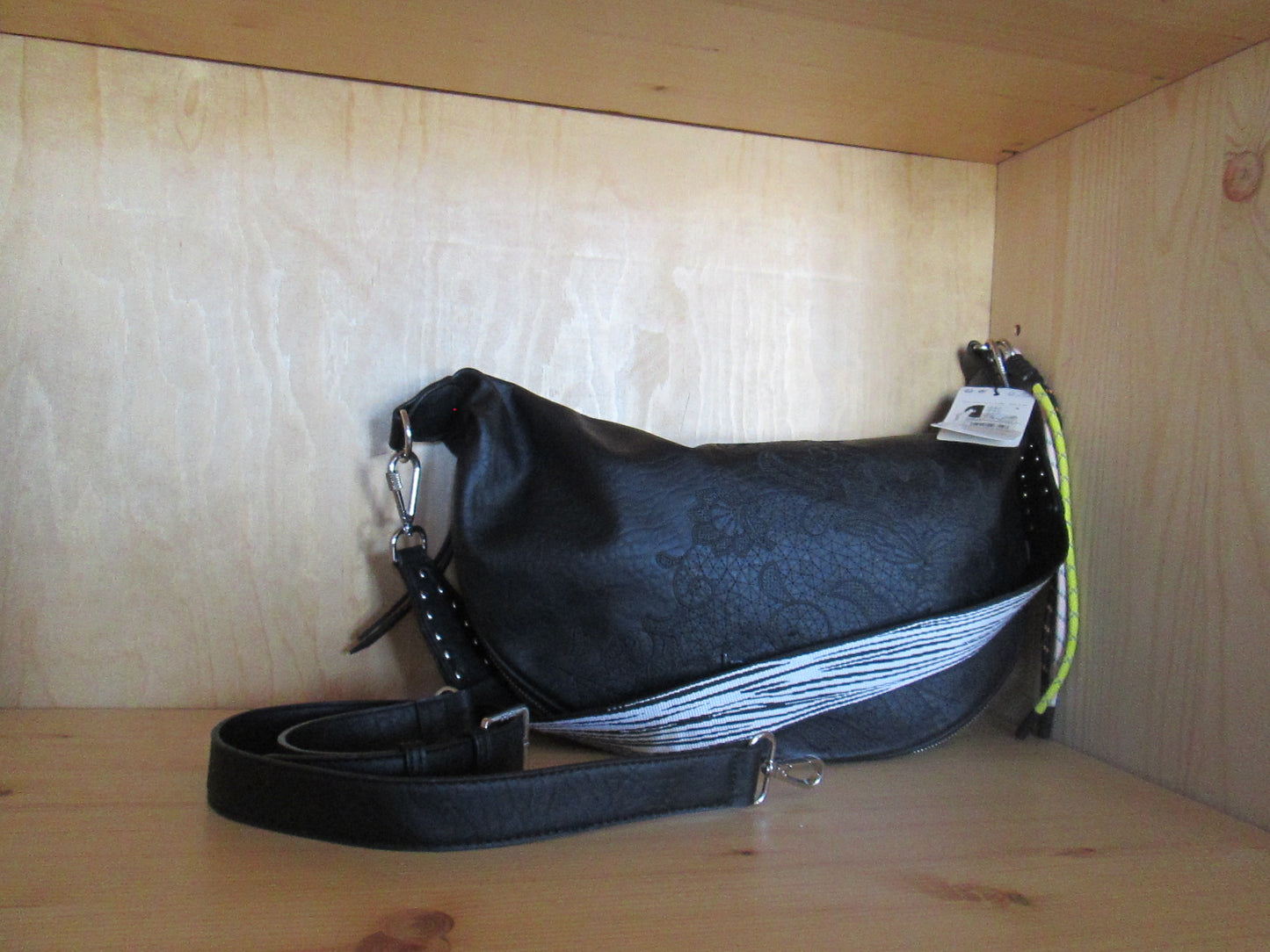 Sac DESIGUAL modèle ovale étoile 69V1325
