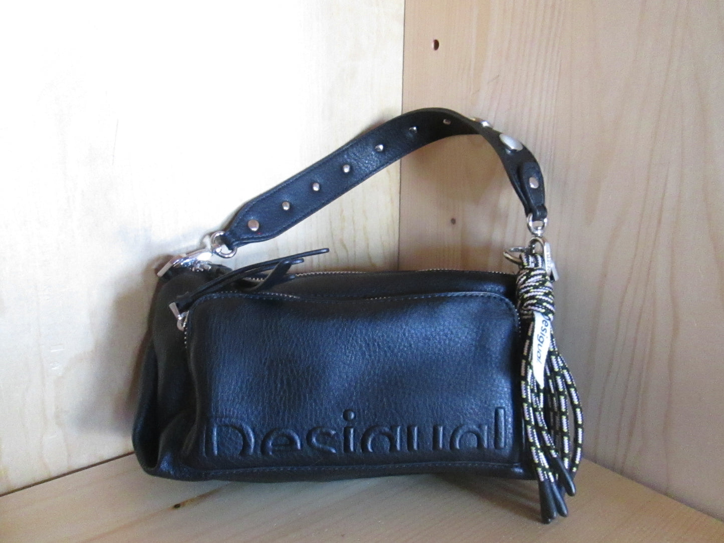 Sac DESIGUAL MODÈLE HALF LOGO URUS 80V1325