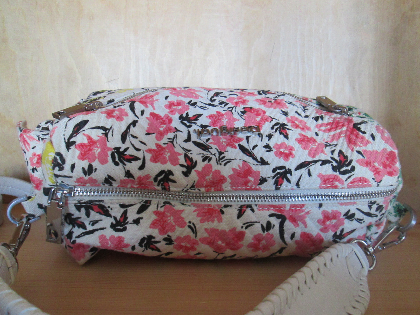 Sac DESIGUAL modèle toile à fleurs 82V1325