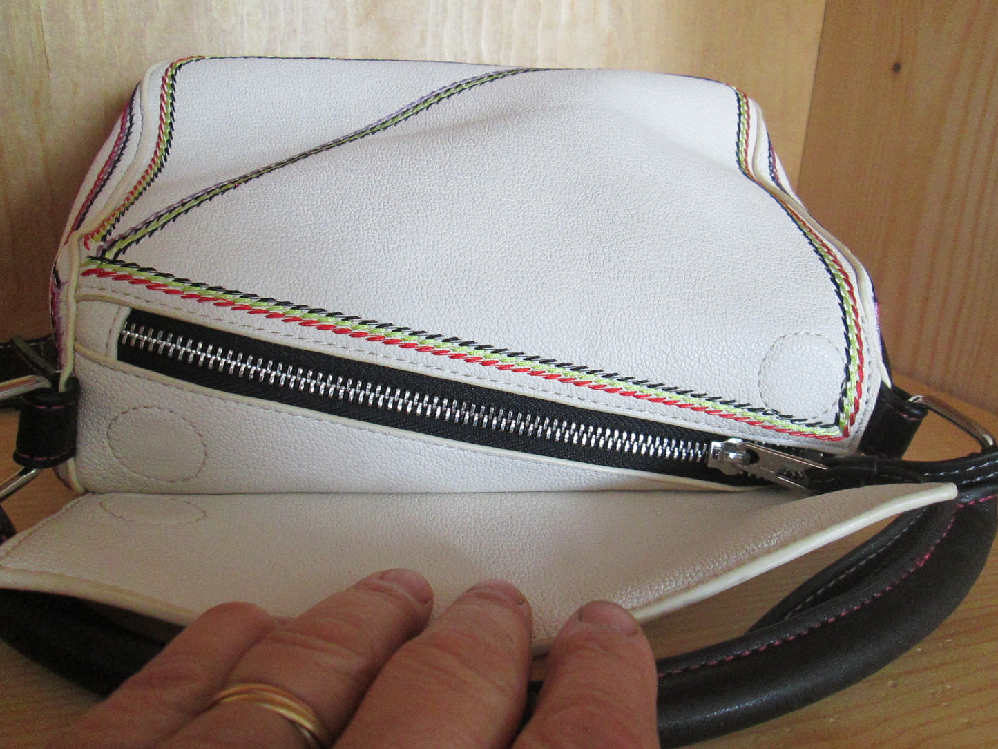 Sac DESIGUAL modèle 32V1625