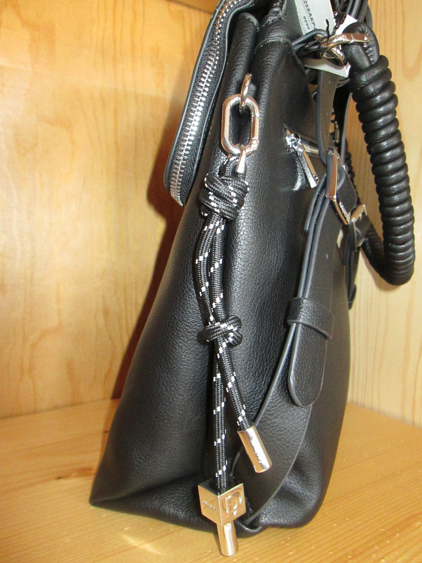 Sac à dos DESIGUAL modèle 35V1625