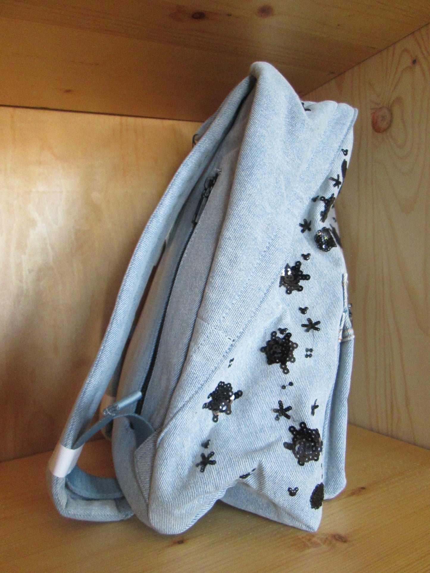 Sac à dos DESIGUAL modèle mickey 36V1625