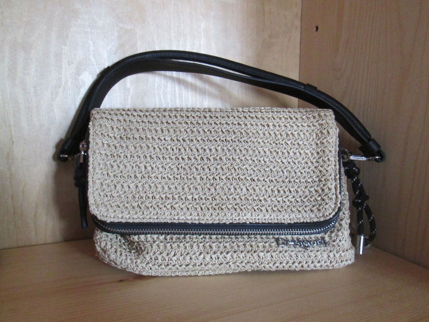 Sac DESIGUAL modèle raphia 42V1625
