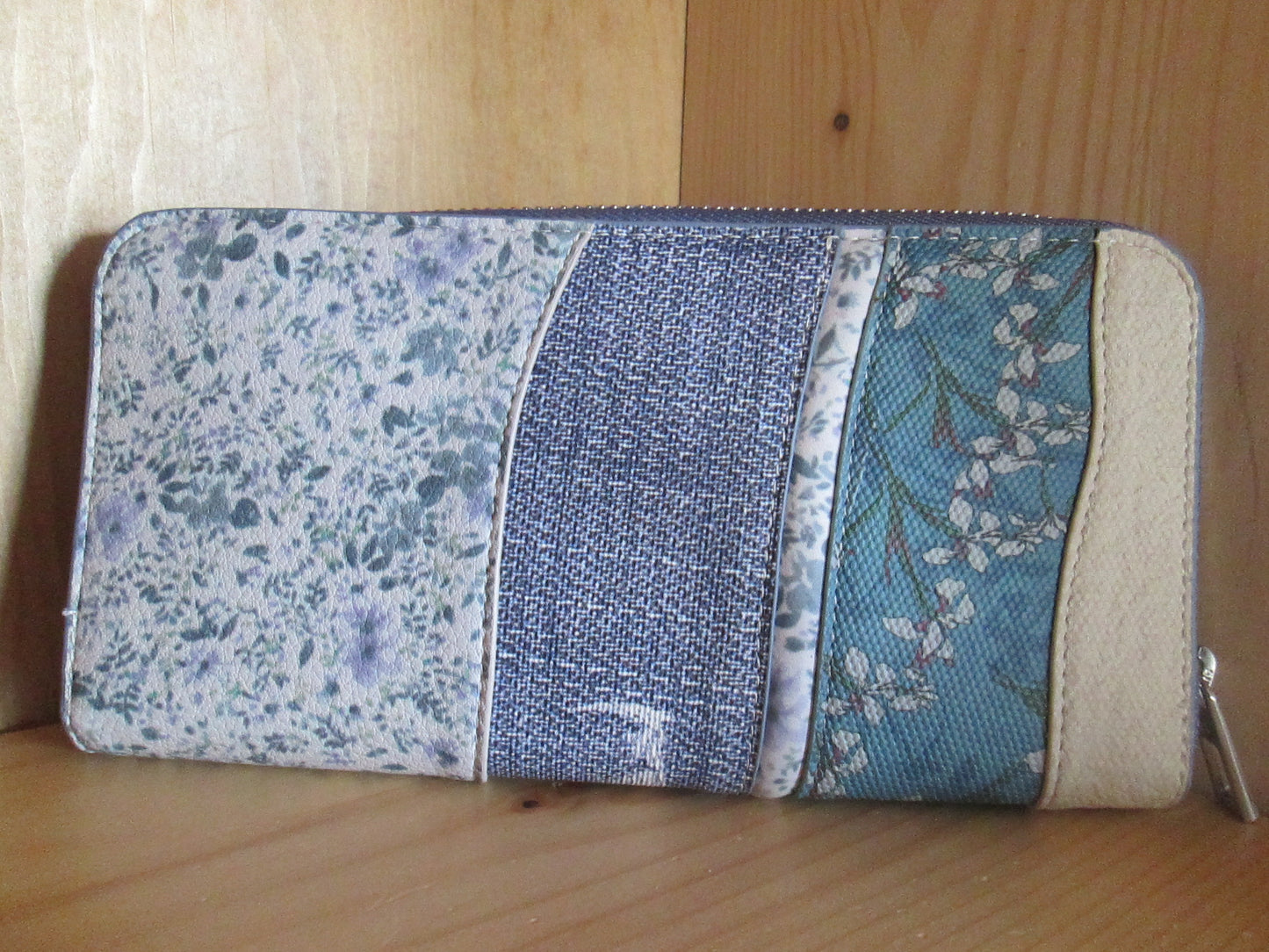 Portefeuille DESIGUAL modèle 49V1625