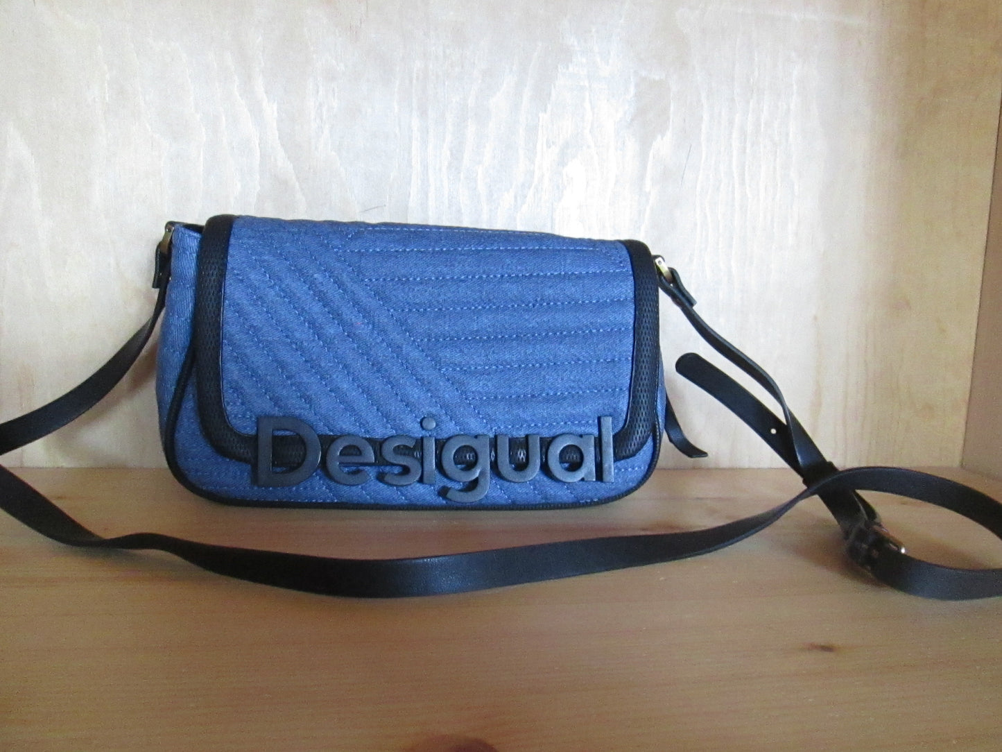 Sac DESIGUAL  modèle 60V1625